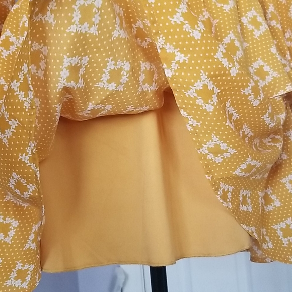 ⭐NEW⭐Mustard dress - Picture 5 of 8